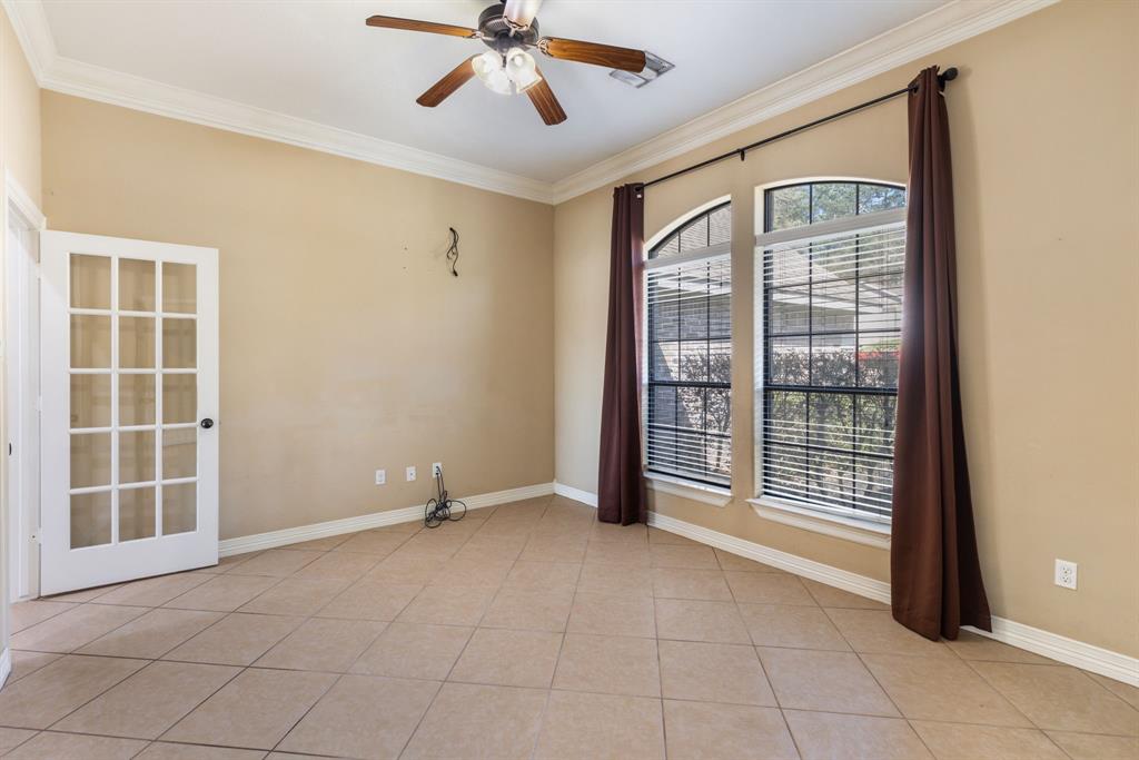 1719 Summergate Drive, Conroe, Texas image 19