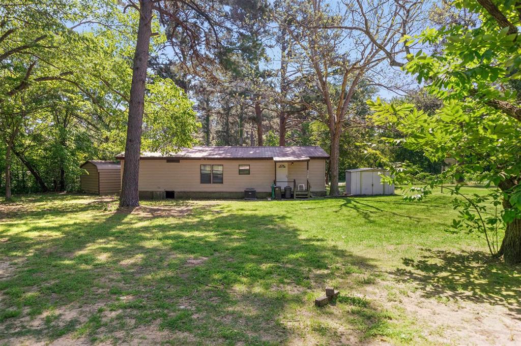 20414 Hillside Drive, Chandler, Texas image 4
