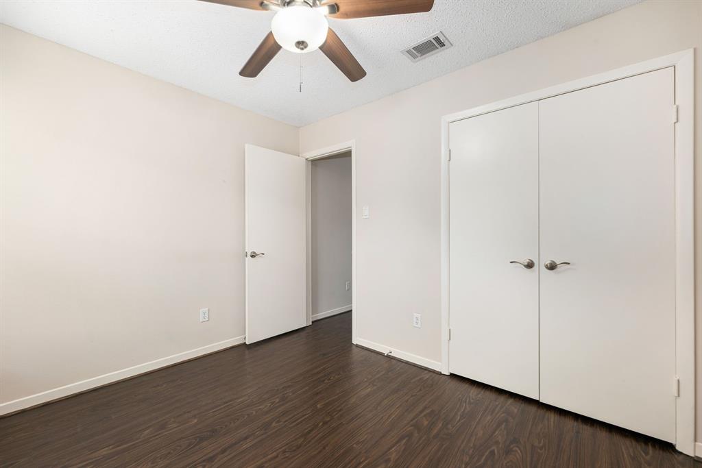 17722 Mellow Ridge Drive, Spring, Texas image 20