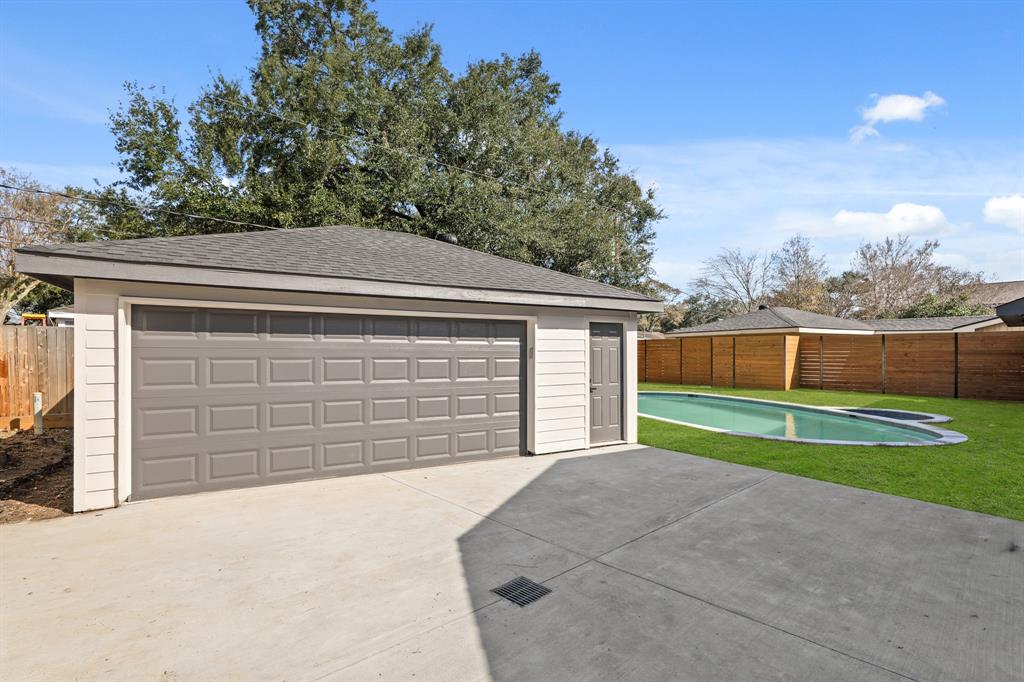 6230 Cheena Drive, Houston, Texas image 27