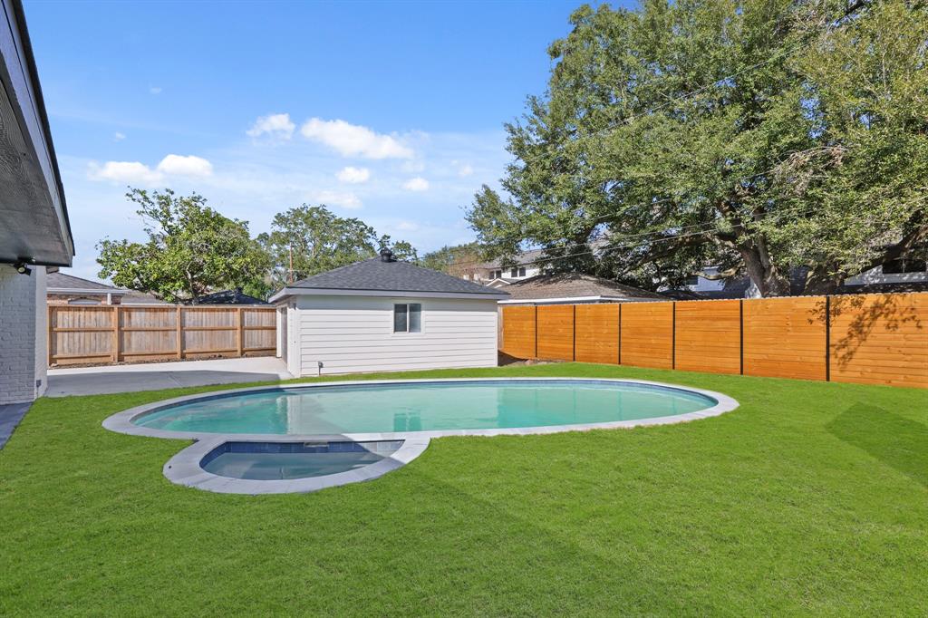 6230 Cheena Drive, Houston, Texas image 15