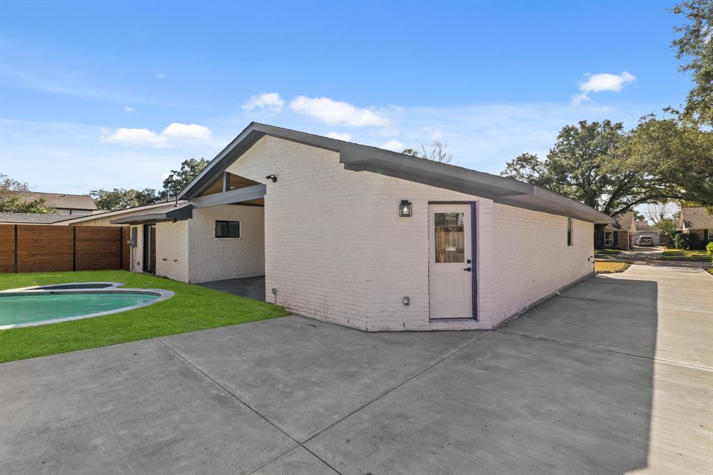 6230 Cheena Drive, Houston, Texas image 26
