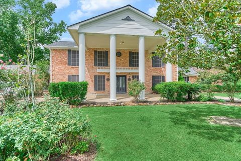 1 Cherry Hill Drive Conroe TX 77304