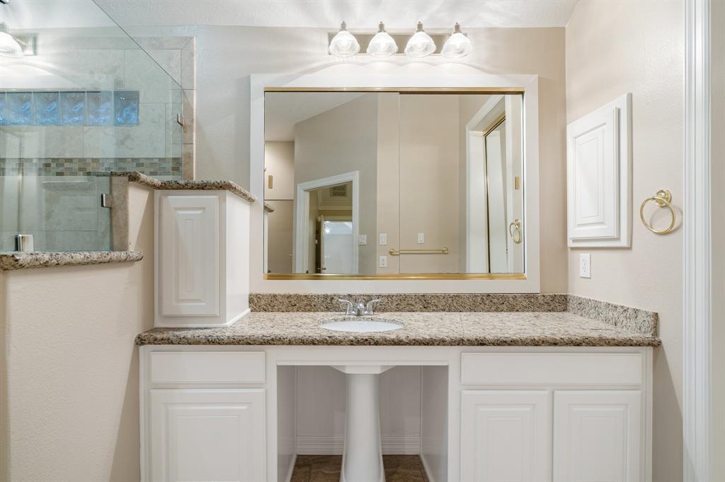 20226 Treetop Lane, Spring, Texas image 24