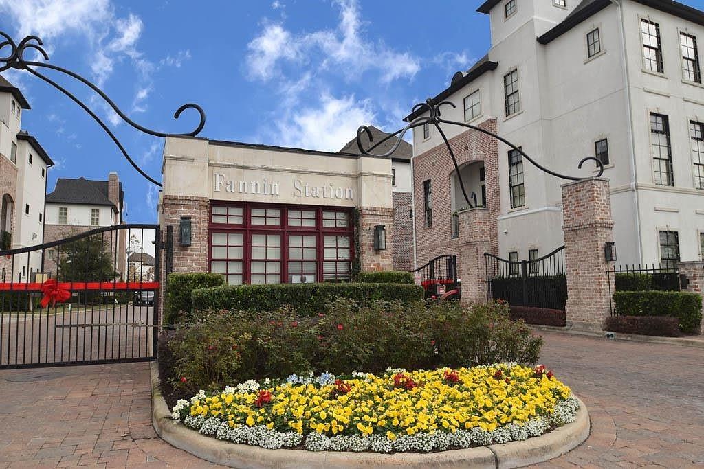 2005 Covent Garden Station, Houston, Texas image 47