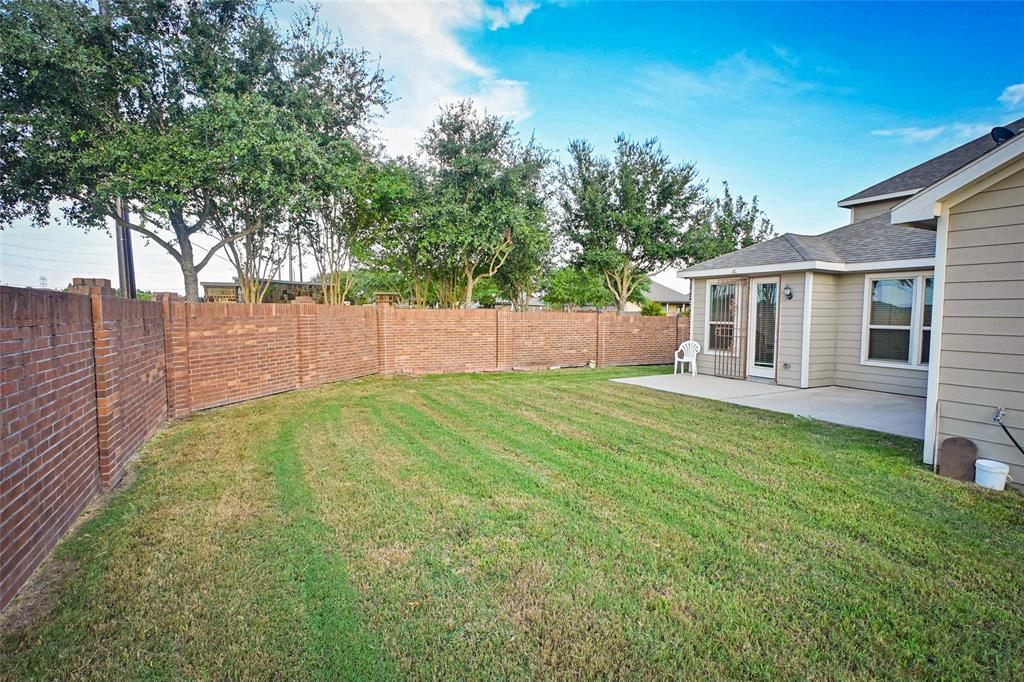 3110 Vintage View Lane, Pearland, Texas image 2