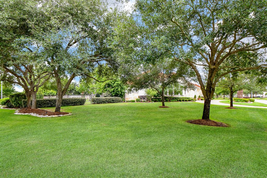 2718 Silverhorn Drive