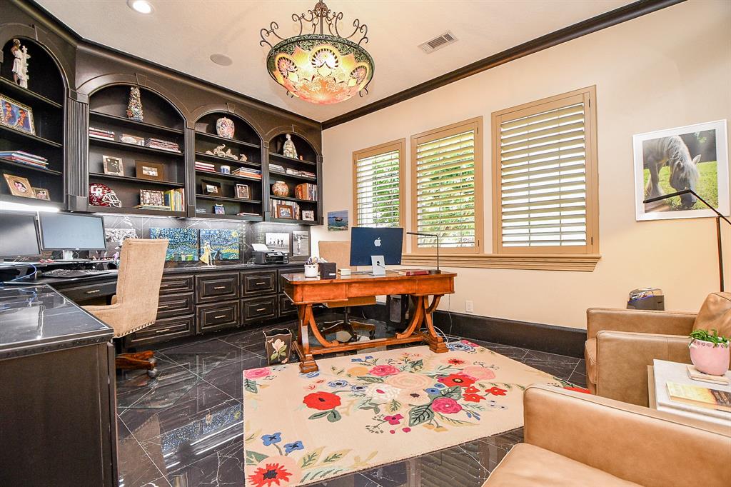 2718 Silverhorn Drive, Katy, Texas image 28