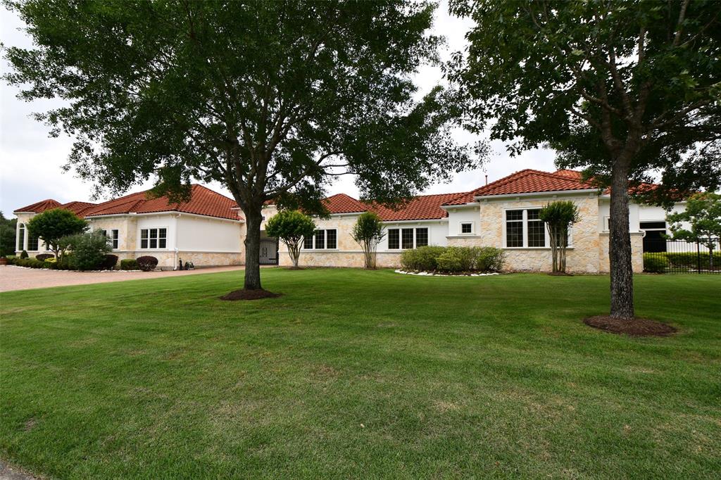 2718 Silverhorn Drive
