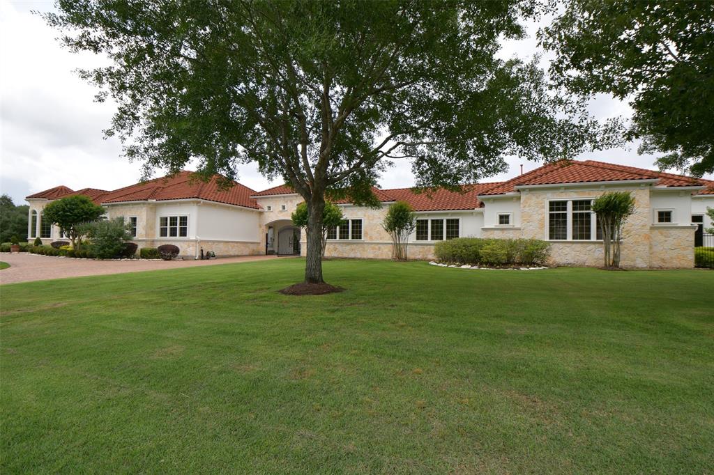 2718 Silverhorn Drive