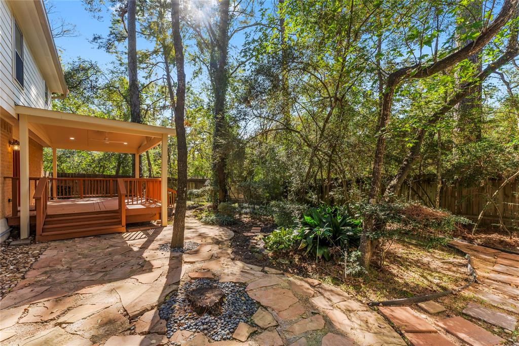 3 E Wandering Oak Drive, The Woodlands, Texas image 24