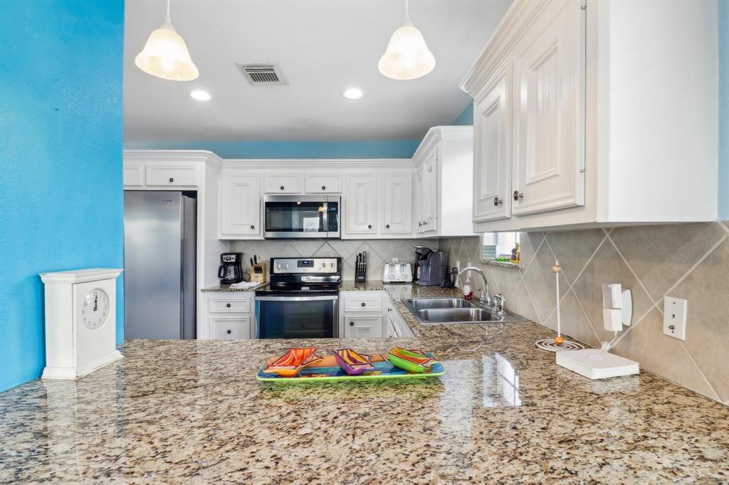 11218 Reagor Way, Galveston, Texas image 17