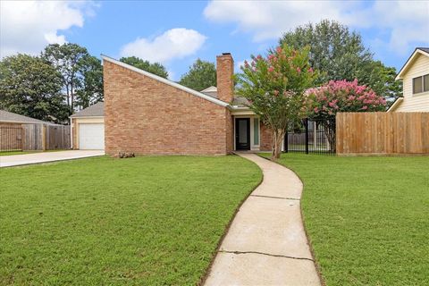 Photo of 15106 Runbell Place, Houston, TX 77095 (MLS # 36191765)