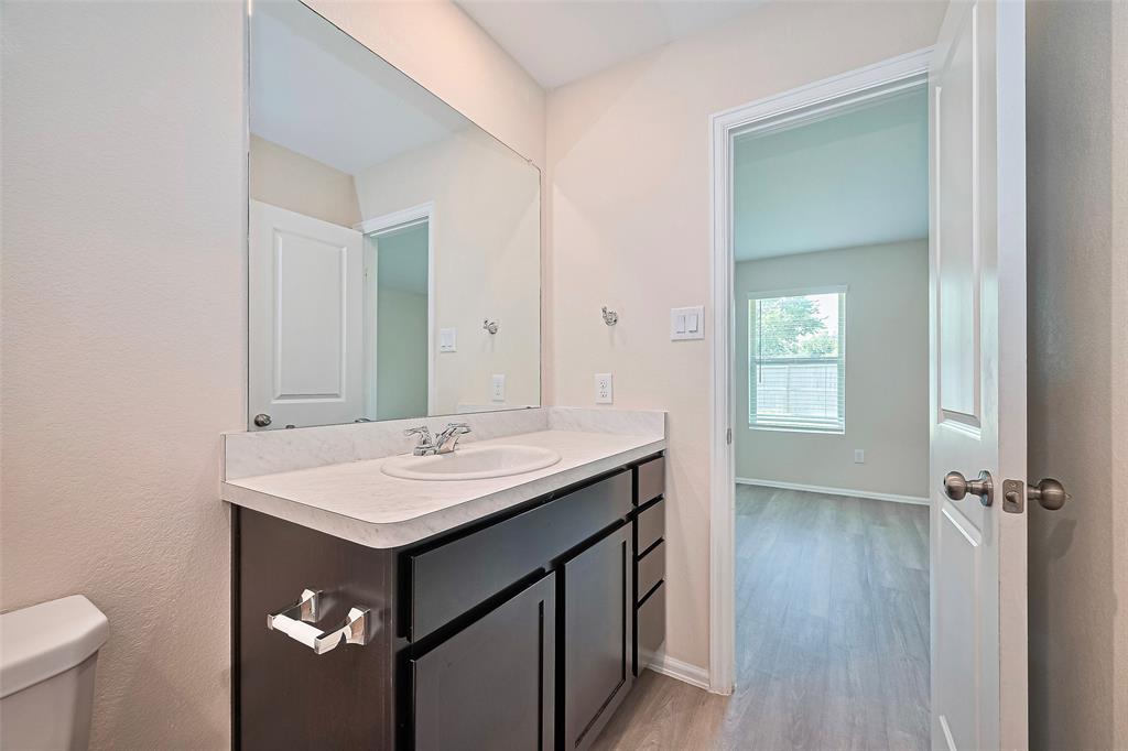 14627 Woodcott Warren Way, Pearland, Texas image 23