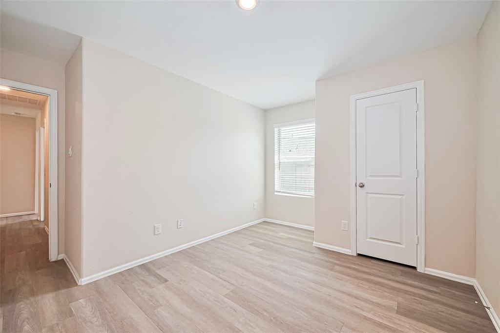 14627 Woodcott Warren Way, Pearland, Texas image 19