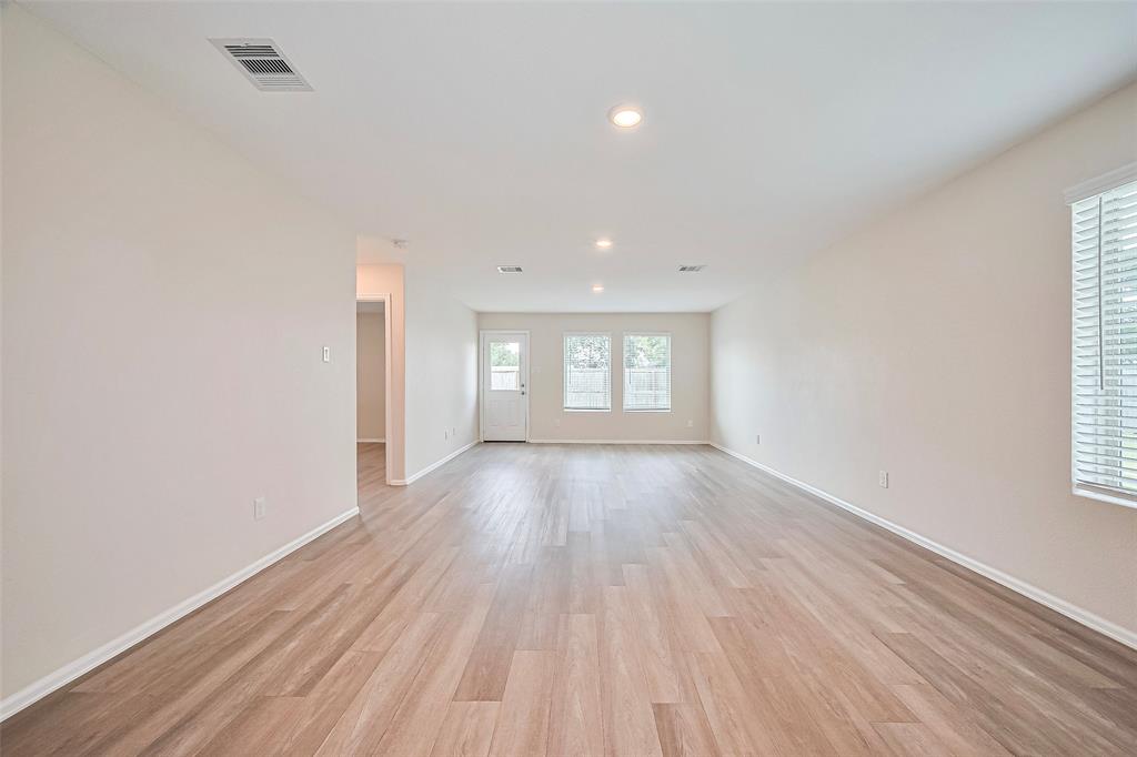 14627 Woodcott Warren Way, Pearland, Texas image 8