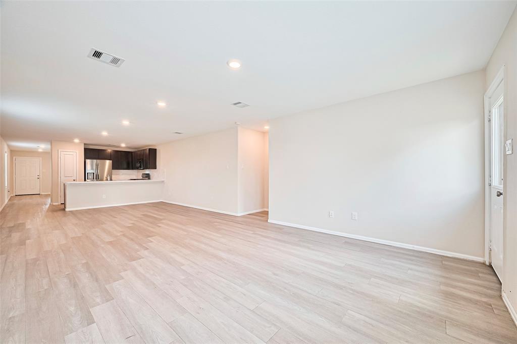 14627 Woodcott Warren Way, Pearland, Texas image 11
