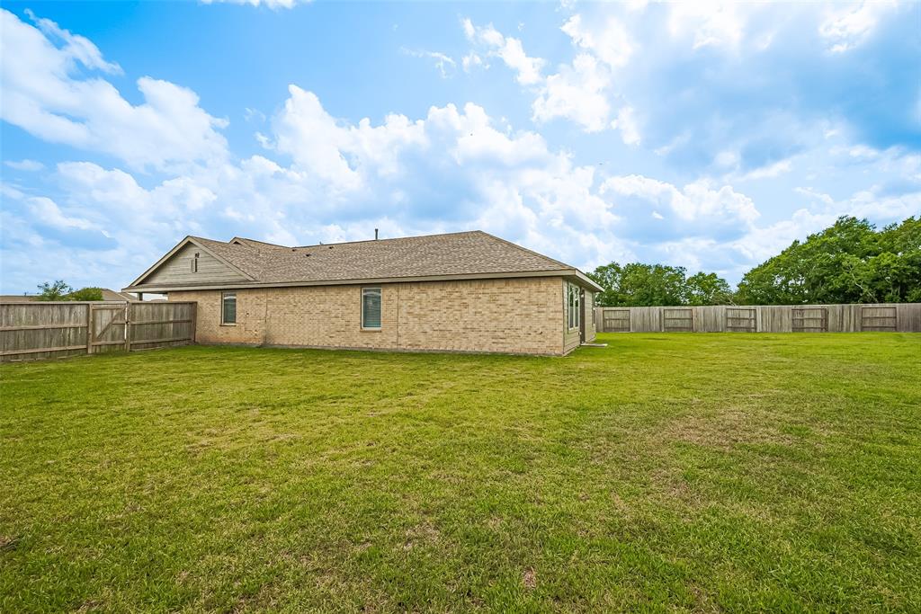 14627 Woodcott Warren Way, Pearland, Texas image 29