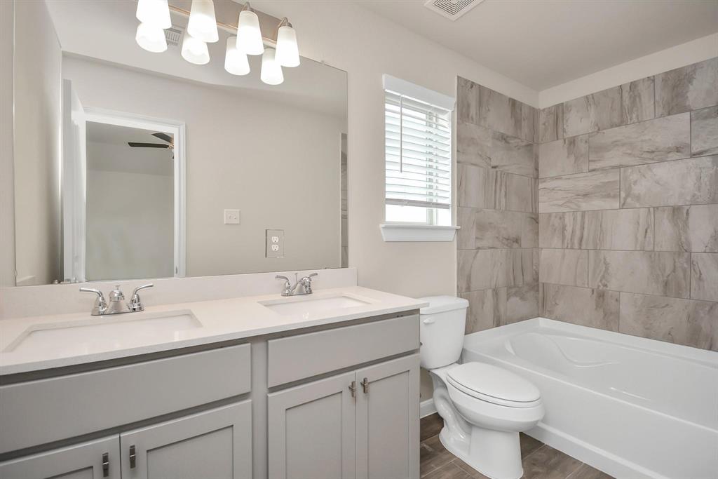 1015 Santee Court, Rosharon, Texas image 16