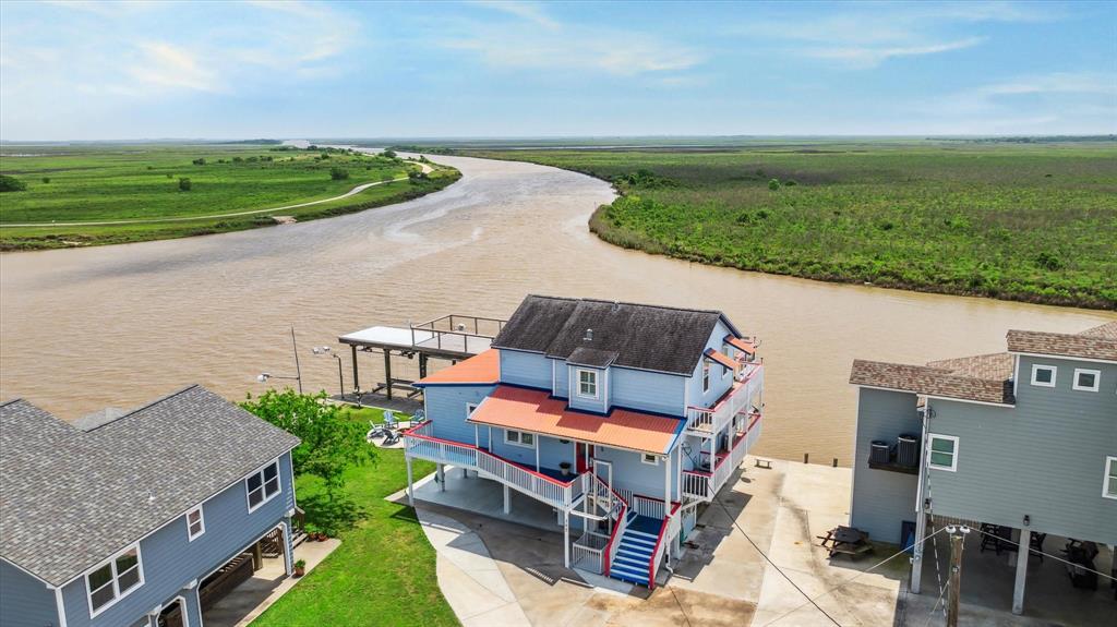 395 Redfish Drive, Freeport, Texas image 2