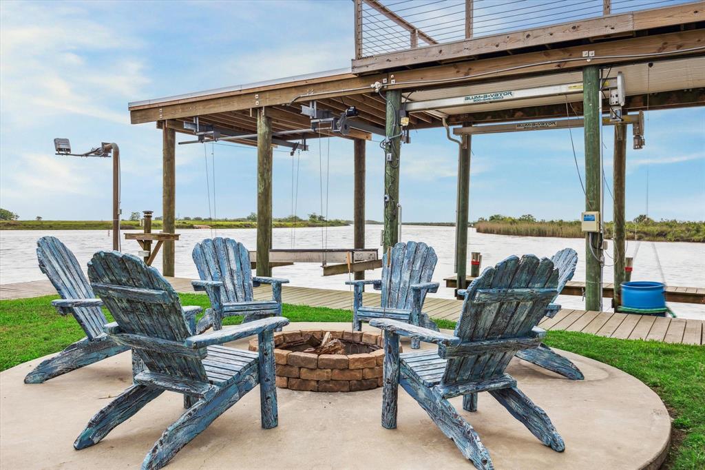 395 Redfish Drive, Freeport, Texas image 6