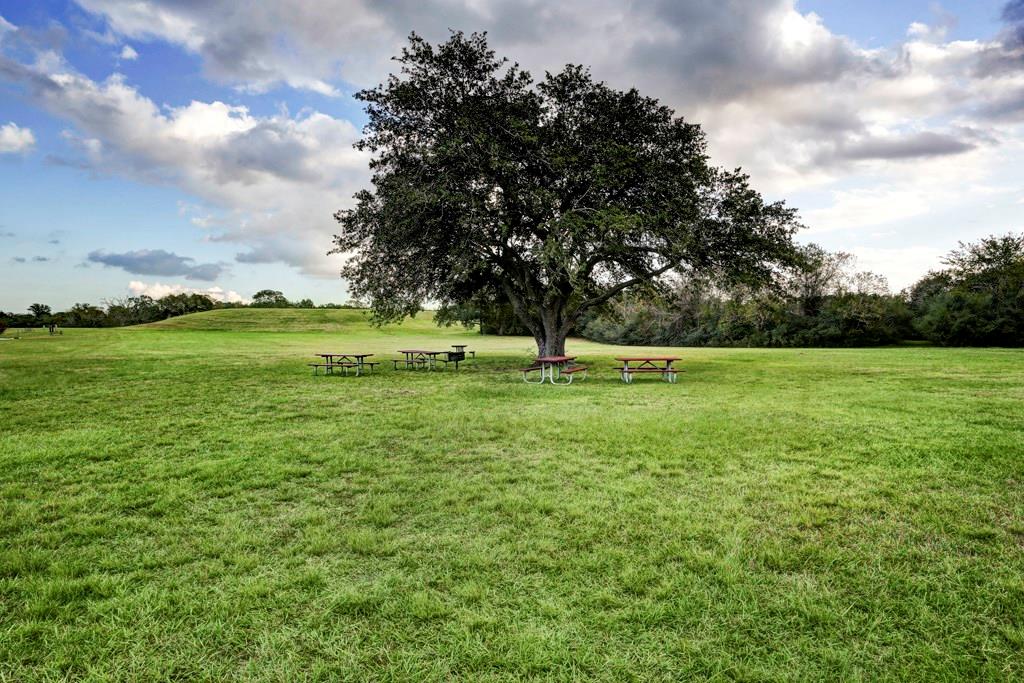 2702 Bisbee Road, League City, Texas image 24