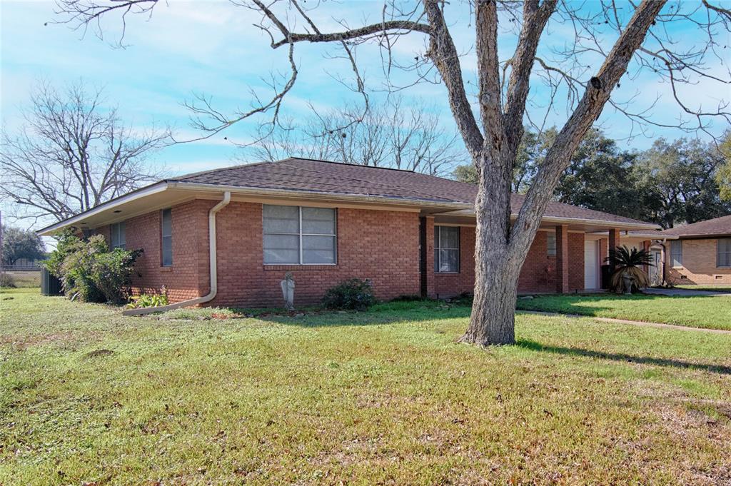 110 Baumgarten Street, Schulenburg, Texas image 3