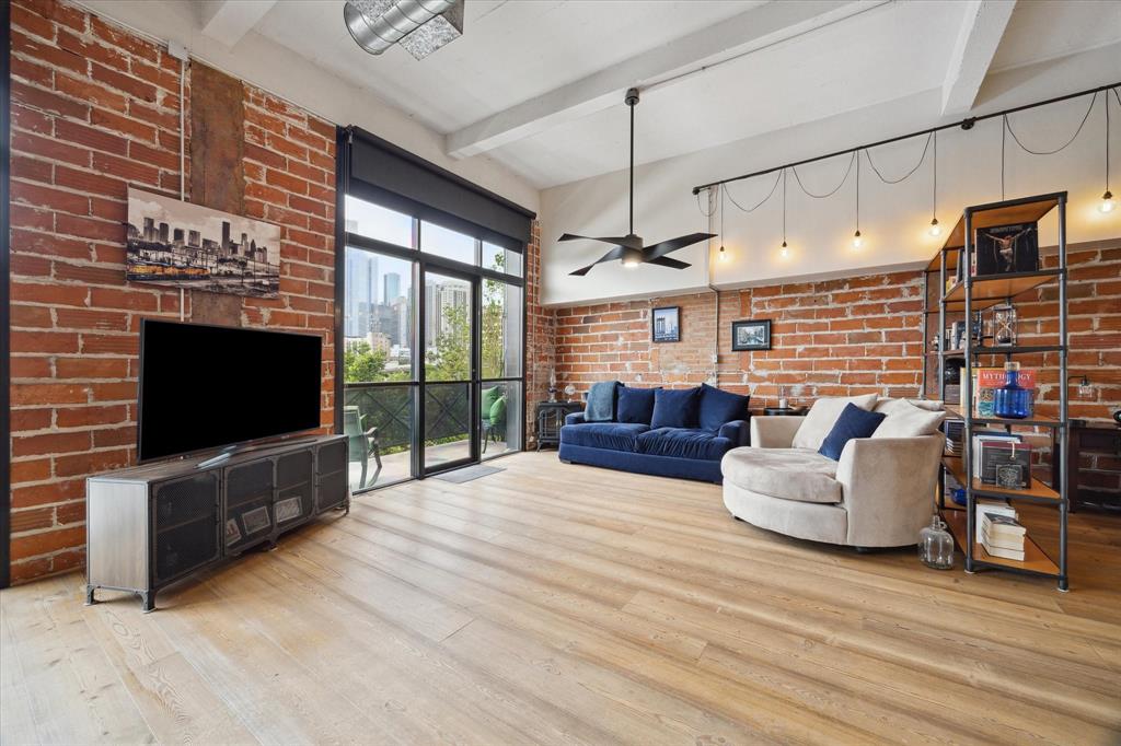 915 N San Jacinto Street #2D, Houston, Texas image 7