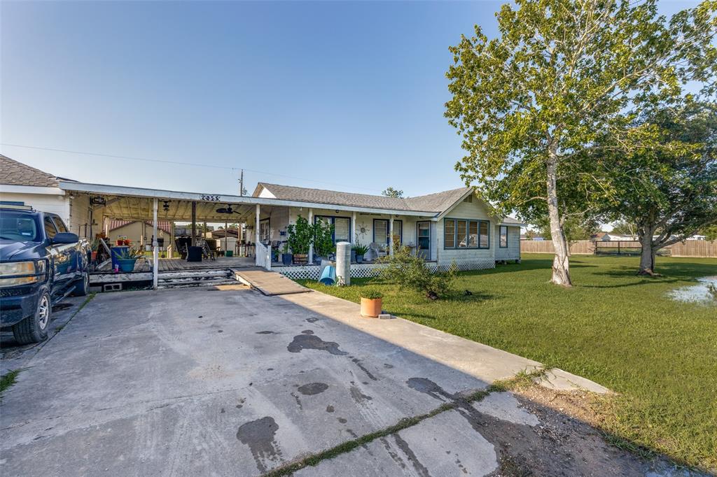 2215 Cameron Drive, Rosharon, Texas image 6