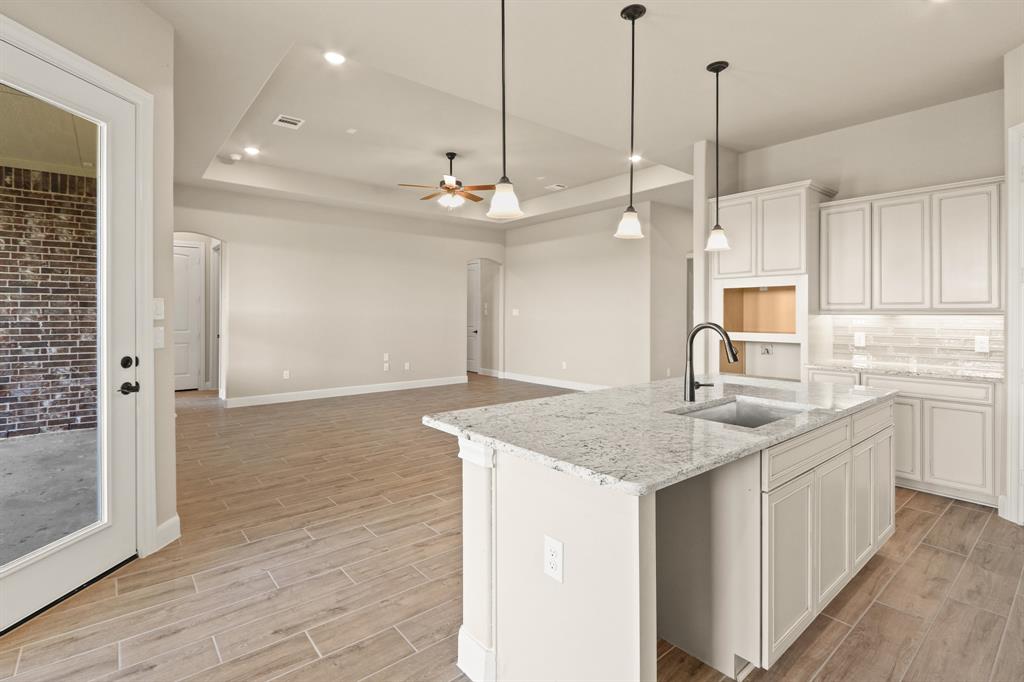9510 Turnstone Drive, Manvel, Texas image 7