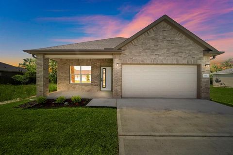 MLS: 49087032