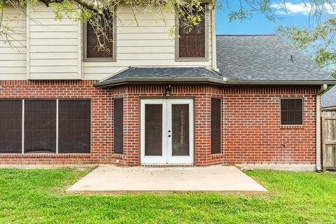 A home in Angleton