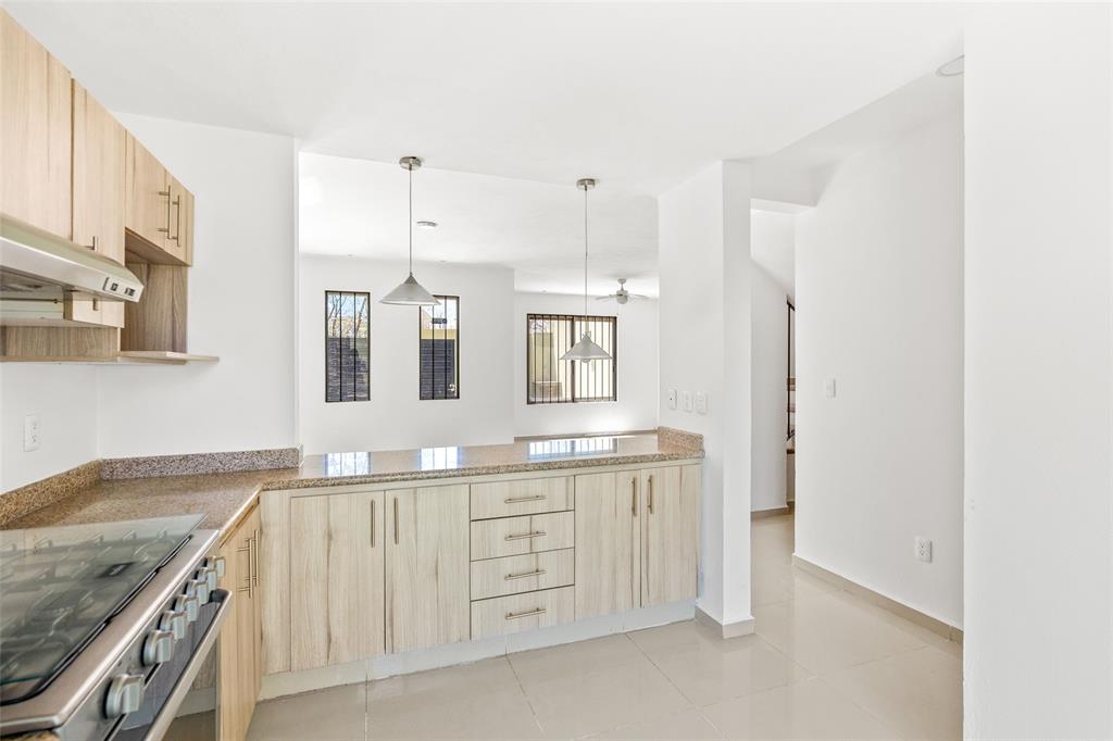 Tennessee 37766, Mexico, 3 Bedrooms Bedrooms, ,3 BathroomsBathrooms,Residential,Active,51547