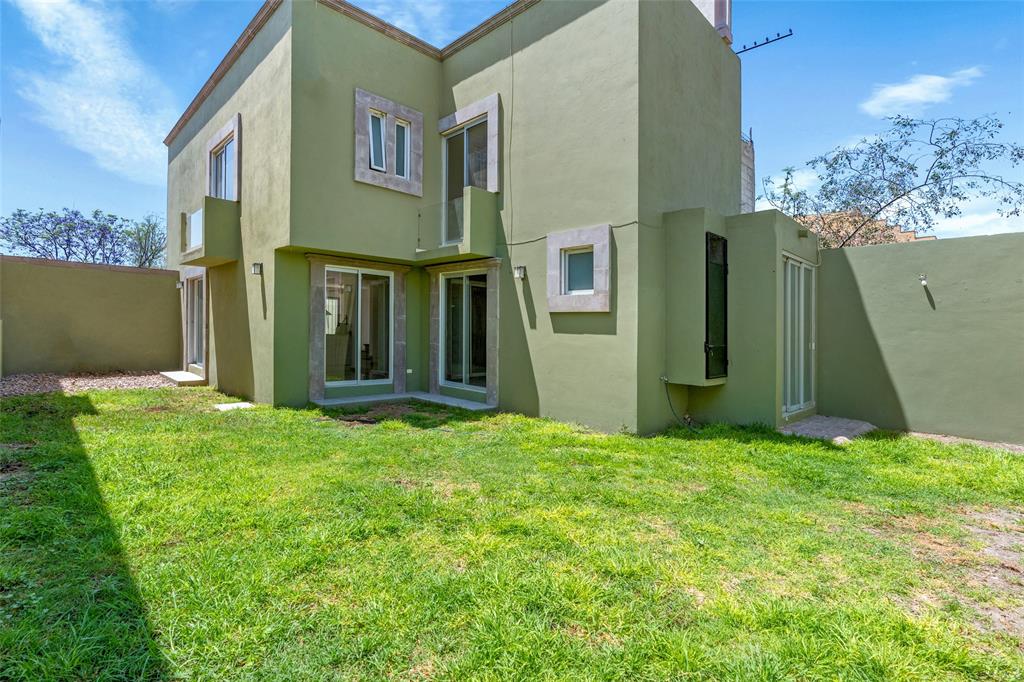 Tennessee 37766, Mexico, 3 Bedrooms Bedrooms, ,3 BathroomsBathrooms,Residential,Active,51547