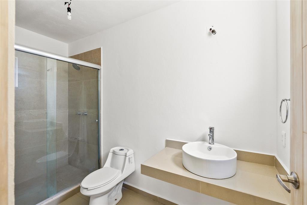 Tennessee 37766, Mexico, 3 Bedrooms Bedrooms, ,3 BathroomsBathrooms,Residential,Active,51547