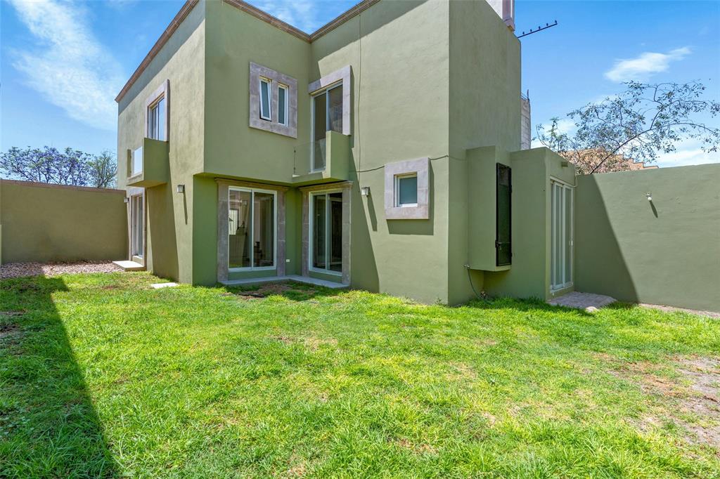 Tennessee 37766, Mexico, 3 Bedrooms Bedrooms, ,3 BathroomsBathrooms,Residential,Active,51547