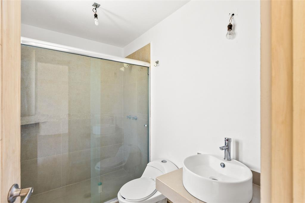 Tennessee 37766, Mexico, 3 Bedrooms Bedrooms, ,3 BathroomsBathrooms,Residential,Active,51547