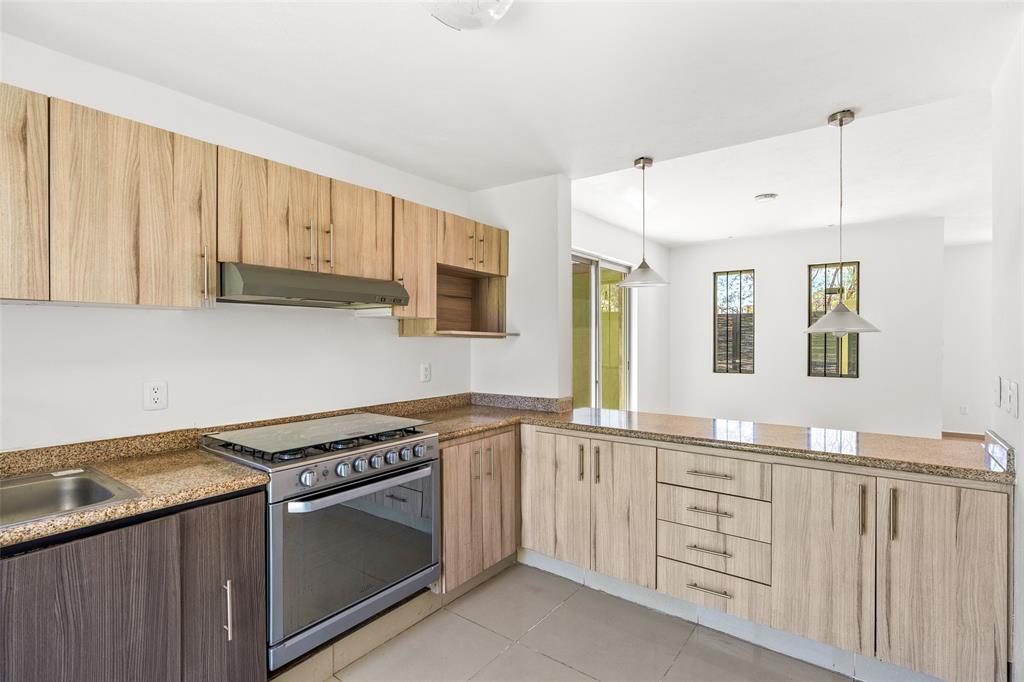 Tennessee 37766, Mexico, 3 Bedrooms Bedrooms, ,3 BathroomsBathrooms,Residential,Active,51547