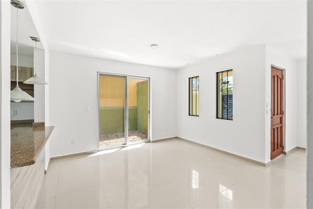 Tennessee 37766, Mexico, 3 Bedrooms Bedrooms, ,3 BathroomsBathrooms,Residential,Active,51547