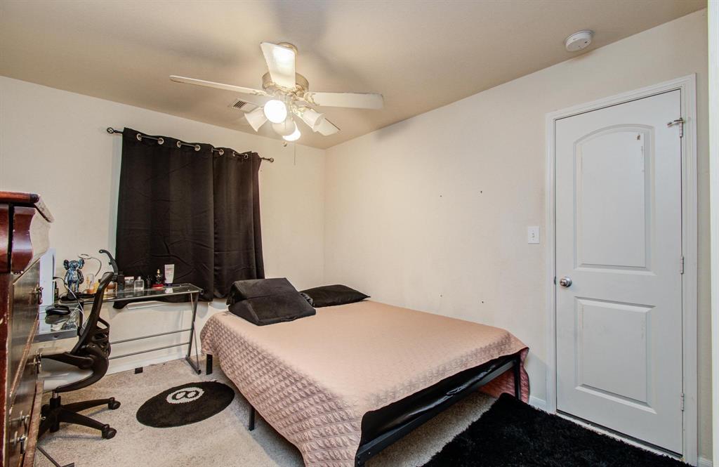 10415 Sun River Falls Drive, Humble, Texas image 28
