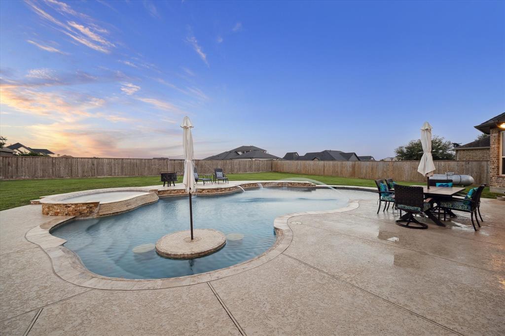 13426 Sunrise Bluff Drive, Hockley, Texas image 29