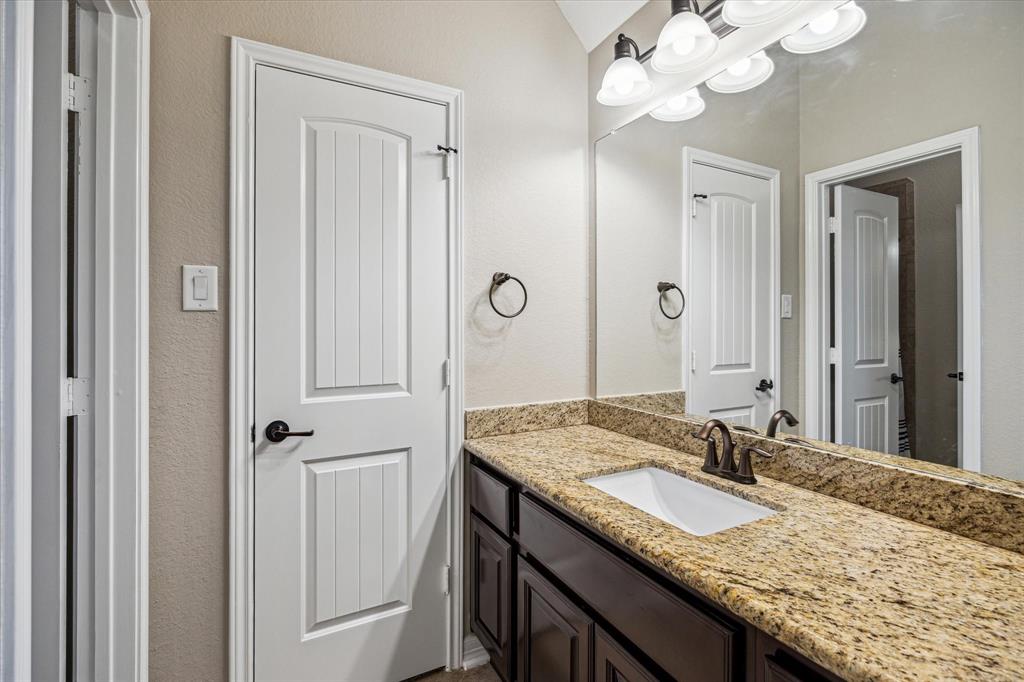 13426 Sunrise Bluff Drive, Hockley, Texas image 21