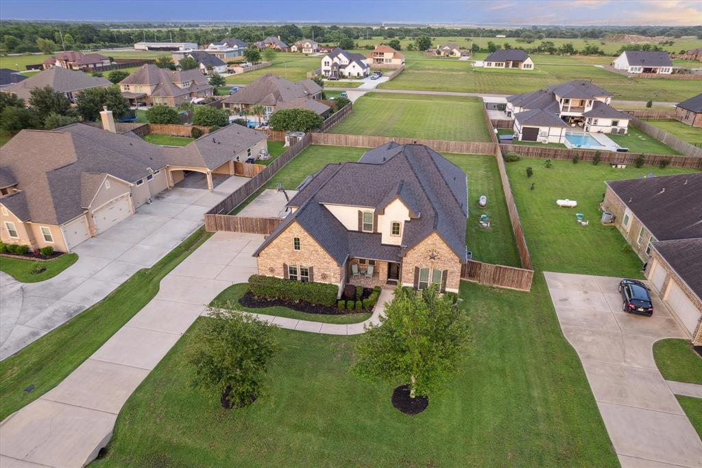 13426 Sunrise Bluff Drive, Hockley, Texas image 1