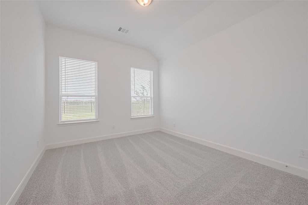 2620 Ballast Green Drive, Texas City, Texas image 32