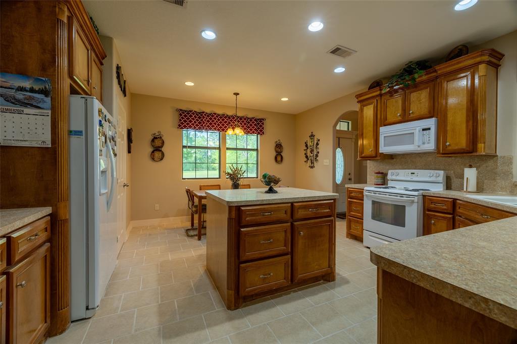 507 County Road 2234, Cleveland, Texas image 23