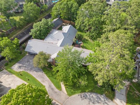 12022 Surrey Lane Bunker Hill Village TX 77024