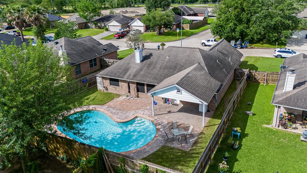 23320 Sandpiper Trail, Spring, Texas image 1