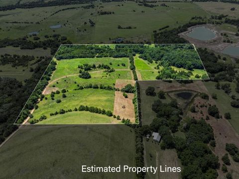 1200 N Nassau Road Round Top TX 78954
