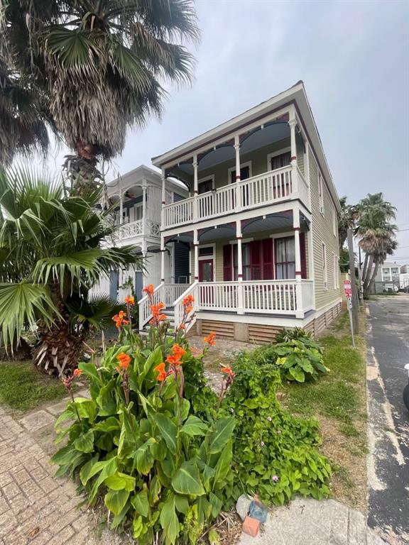 2410 Winnie Street, Galveston, Texas image 1