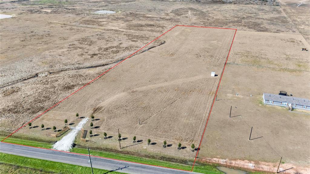 743 Kaechele Road, Wallis, Texas image 6